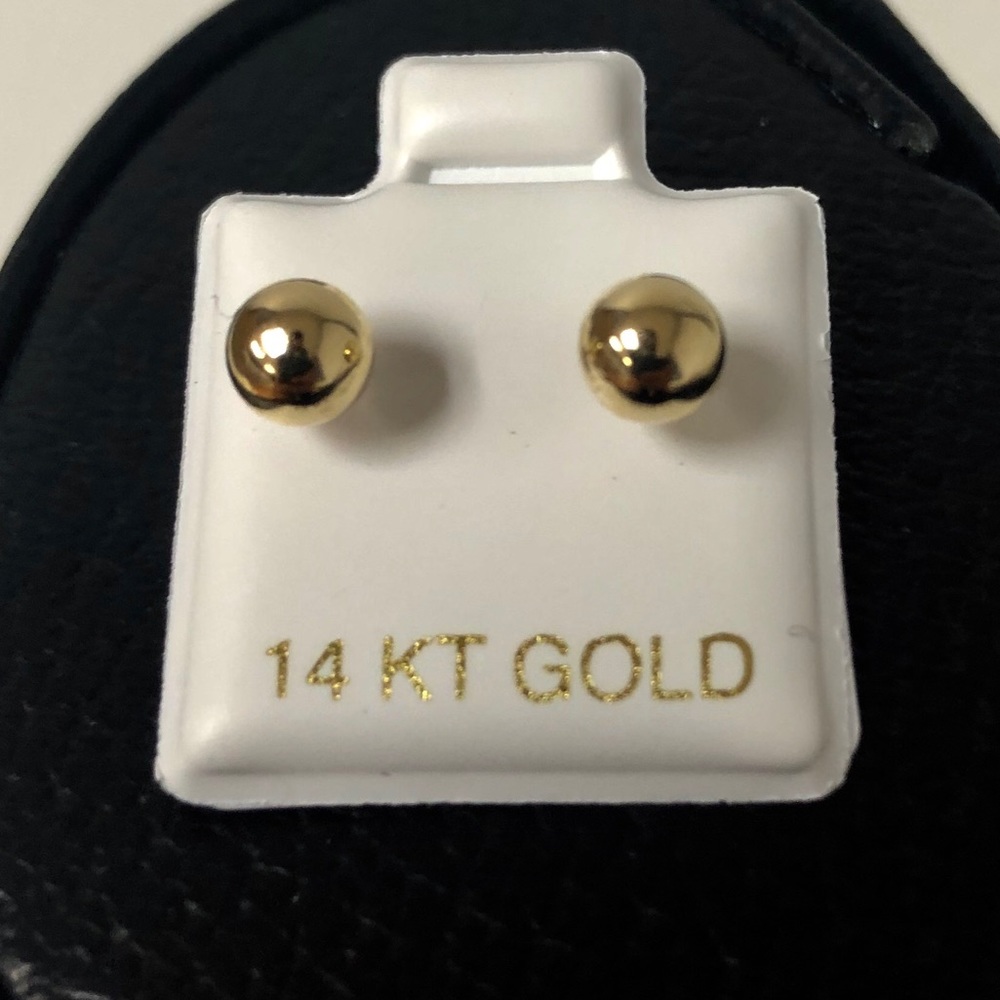 14 Karat Solid Gold Ball Stud Earring 6MM